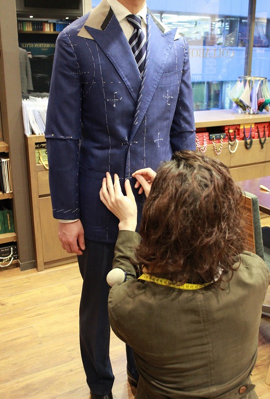 色気のあるナポリブルーのBESPOKE JACKET